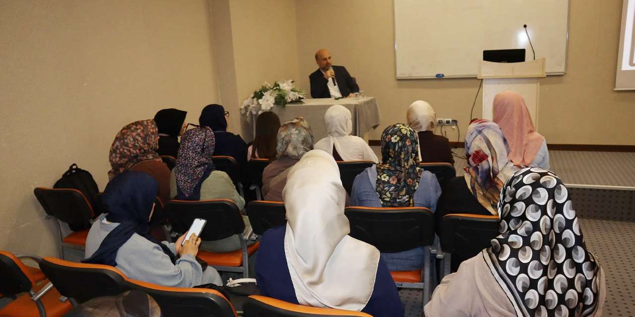 kutsal-topraklar-rehberlik-ve-bilgilendirme-semineri