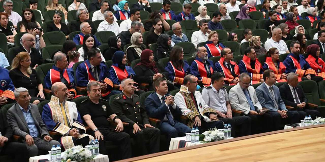 kirikkale-universitesi-rektorluk-ve-senato-toreni