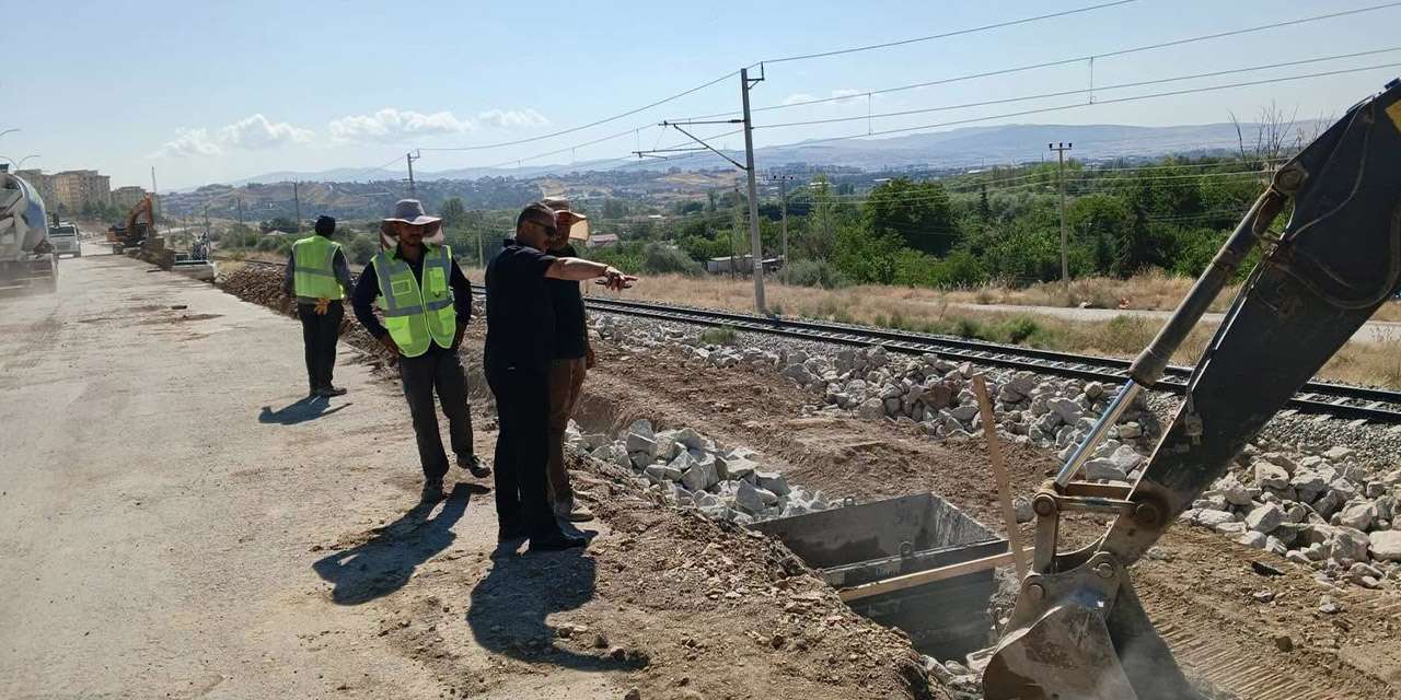 yahsihan-hoca-ahmet-yesevi-caddesi-tcdd-calismasi